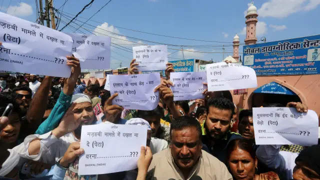 بھوپال میں مسلمانوں نے حال میں مذہبی معاملوں میں حکومتی دخل کے خلاف مظاہرہ کیا تھا