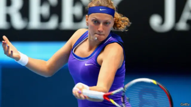 من المقرر أن تواجه بيترا كفيتوفا إما أنجليك كيربر أو إلينا سفيتولينا في الدور قبل النهائي