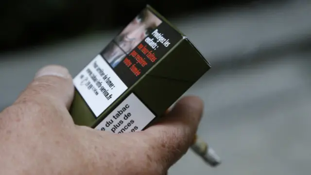 WTO dan perusahaan rokok menggugat berbagai ketentuan pembatasan rokok