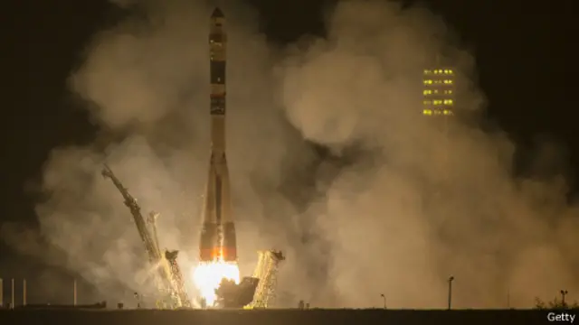انطلق صاروخ يقل المركبة صباح الجمعة من منصة إطلاق بايكونور في كازاخستان.