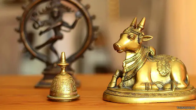 بھارت میں گائے کے گوشت پر پابندی کا معاملہ مذہب کے ساتھ جڑا ہوا ہے