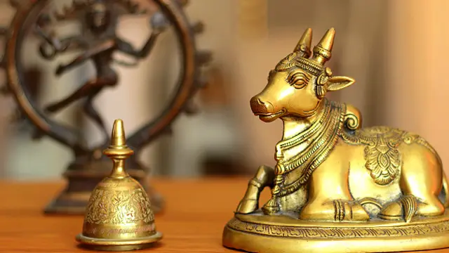 गाय प्रतिमा 