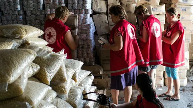 Voluntarios de la Cruz Roja