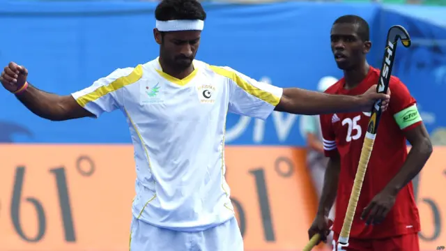 تیسرے اور چوتھےکوارٹر میں بھی پاکستانی ٹیم چھائی رہی اورمزید چارگول کرکے میچ میں 0-8 سے کامیابی حاصل کرلی۔