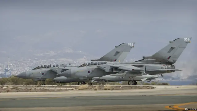 皇家空军旋风G4式攻击机