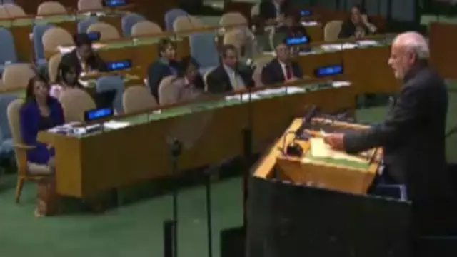 नरेंद्र मोदी