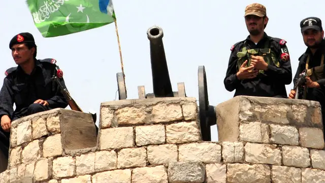 اطلاعات کے مطابق صدام خیبر ایجنسی میں سکیورٹی فورسز پر ہونے والے کئی حملوں میں ملوث تھے