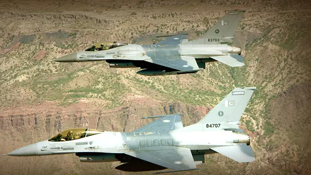 خیبر ایجنسی میں سکیورٹی فورسز اور شدت پسندوں کے درمیان جاری جھڑپوں میں بڑے پیمانے پر جانی نقصانات ہوئے ہیں