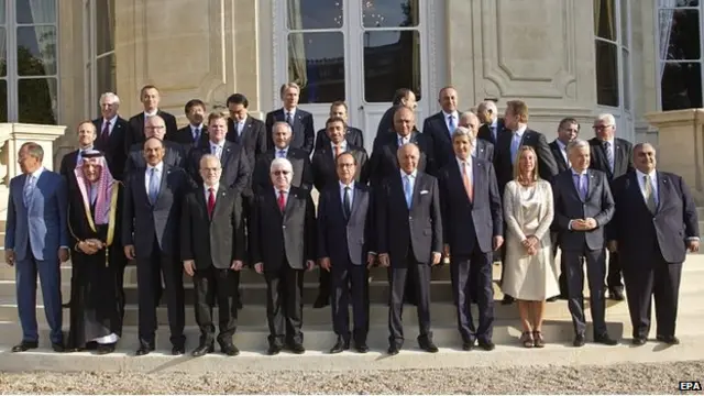 پوځي اقدام د ''اسلامي دولت'' پرضد د جګړې لپاره د امریکا تر مشرۍ لاندې ایتلاف د ستراتیژۍ یوازې یوه برخه ده