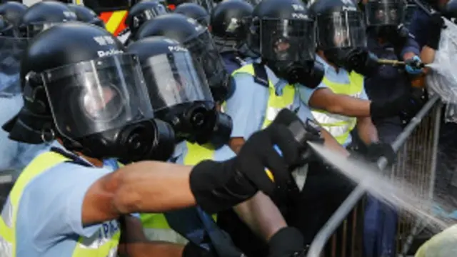 လူစု မခွဲဘူး ဆိုရင် အင်အား ပိုသုံး ရလိမ့် မယ်လို့ ဟောင်ကောင် ရဲတပ်ဖွဲ့က သတိပေး နေပါတယ်