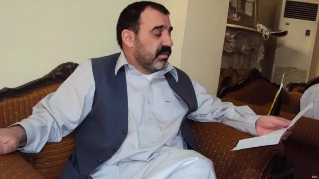 احمد ولي کرزی د افغانستان سوېلي ولایت کندهار د ولایتي شوری مخکنی رییس او د ولسمشر حامد کرزي ورور و، چې د ۲۰۱۱ په جولای کې کندهار کې ووژل شو.