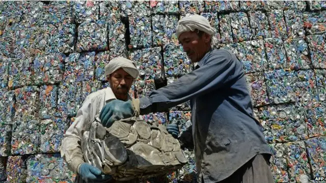 افغانستان کی معیشت کو بحال کرنا اور بدعنوانی ختم کرنا بڑے چیلنجوں میں شامل ہوگا