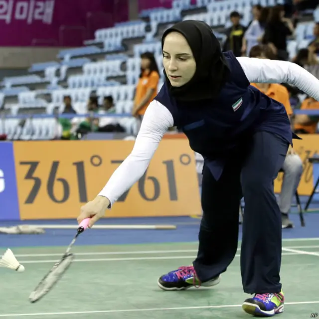 एशियाई खेलों में हिजाब में महिला खिलाड़ी