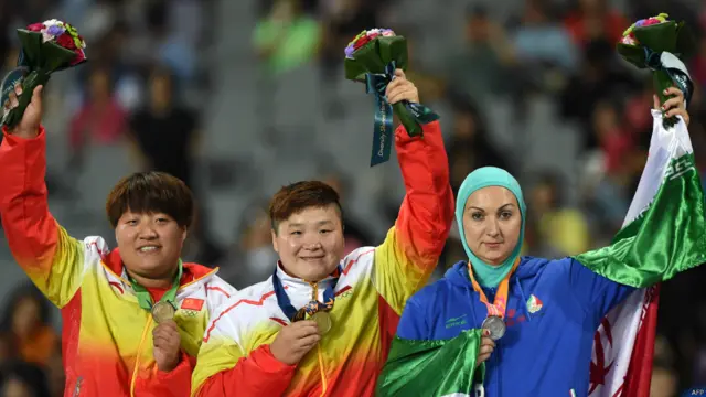 एशियाई खेलों में हिजाब में महिला खिलाड़ी