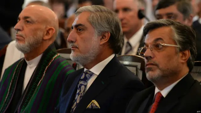 حامد کرزی از این پس به عنوان رئیس جمهوری پشین یاد خواهد شد. او در کابل زندگی می‌کند و گفته که به حکومت جدید مشورت می‌دهد.