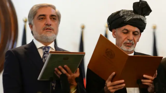 ولسمشر کرزي اجرایوي مشر عبدالله عبدالله ته لوړه ورکړه.