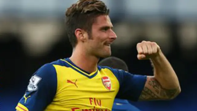 吉鲁在2012年从蒙彼利埃加盟阿森纳