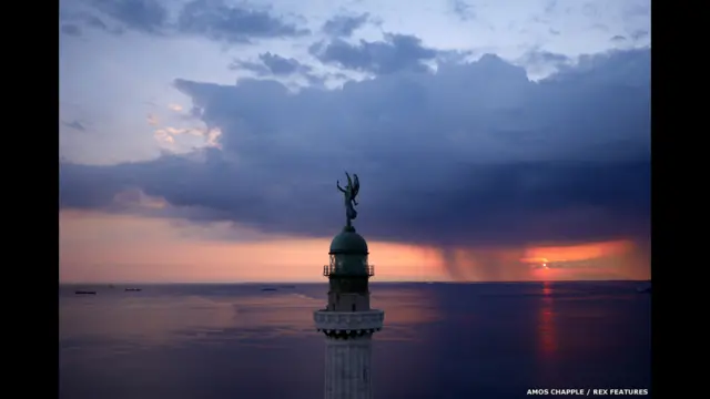 Маяк Виттория в итальянском городе Триест 