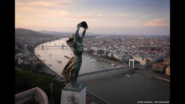 Статуя Свободы в Будапеште