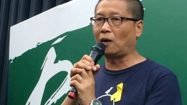 占中发起人之一陈健民说，占中抗议何时结束取决于香港政府如何作出回应