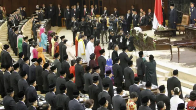 Koalisi Merah Putih menguasai mayoritas kursi DPR.