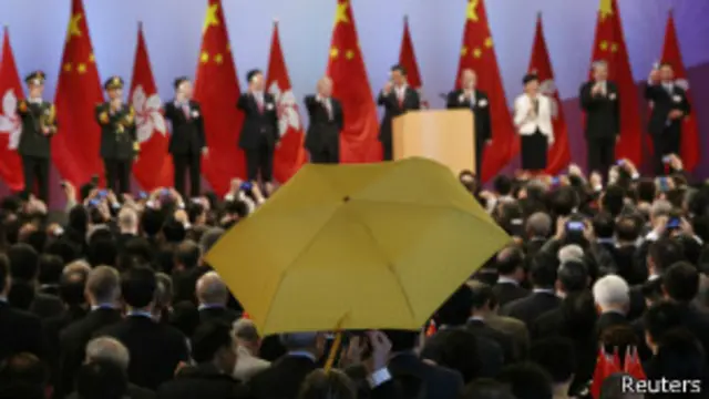 အမျိုးသားနေ့ အခမ်းအနားမှာ ကန့်ကွက်သူတချို့ ရှိခဲ့