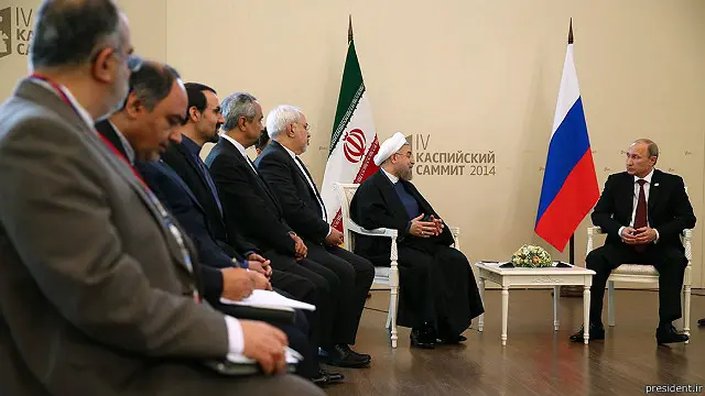 هدیه ولادیمیر پوتین به حسن روحانی در پایان همین دیدار روسای جمهور ایران و روسیه به او اهدا شد