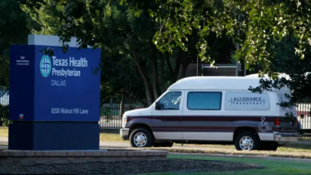 آقای دانکن در بیمارستانی در شهر دالاس تگزاس بستری است