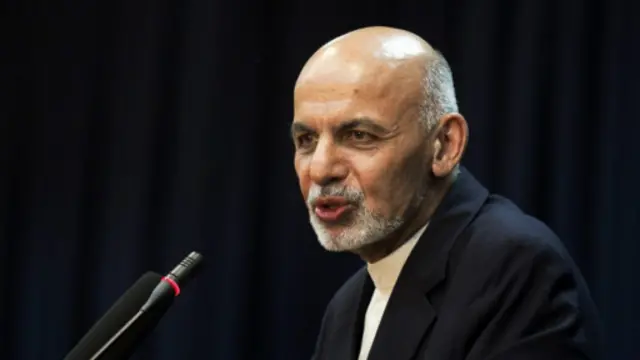 ولسمشر پر مخالفینو هم غږ وکړ چې ځان یې له تعلیمه محروم کړی، خو خپل اولادونه دې د پوهې له بهیره نه محروموي.