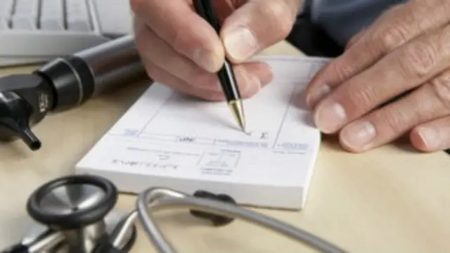 डॉक्टर, पर्ची, स्टेथोस्कोप