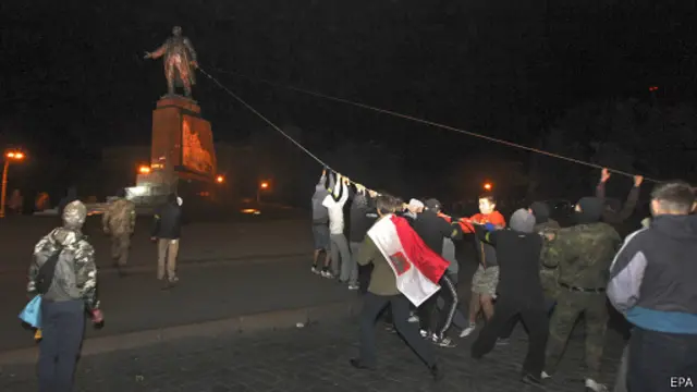 Пам'ятник Леніну