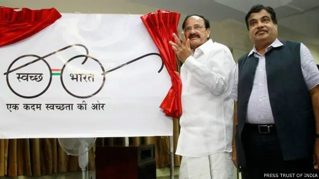 تعهد الملايين من أطفال المدارس بالإبقاء على الهند نظيفة مع بداية الحملة