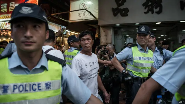 أكد ليونغ على أن الشرطة تتخذ كافة الإجراءات اللازمة للمحافظة على "النظام الاجتماعي" في الإقليم