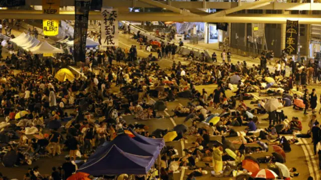 港府：只要学联愿意，对话的大门一直是开启的