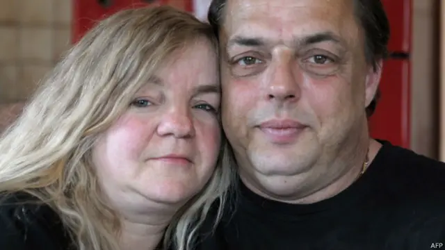 एलिज़ाबेथ लॉरेंत्ज़ और एरिक होल्डर 