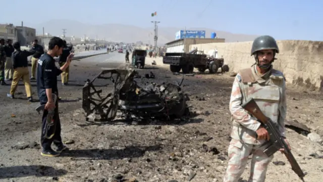 سی سی پی او نے بتایا کہ ابتدائی تحقیقات کے مطابق دھماکے میں ایک سو کلو گرام دھماکہ خیز مواد استعمال کیا گیا تھا