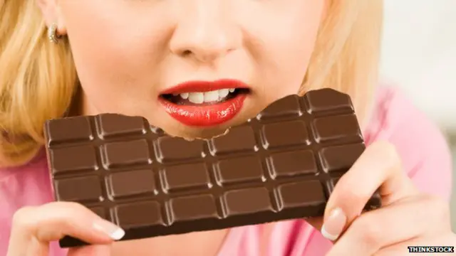 चॉकलेट खाने का तरीका