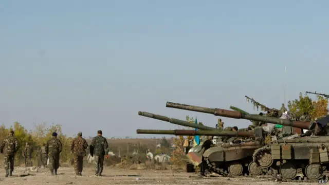 Бійцям АТО обіцяють доставити нову форму до 10 жовтня