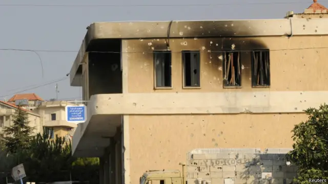 المسلحون سبق أن هاجموا أجهزة الأمن اللبنانية