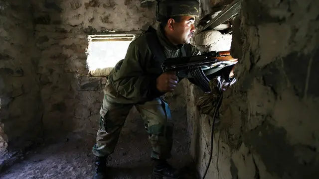 گذشتہ دنوں جموں کی سرحدوں پر دونوں فوجوں نے ایک دوسرے پر شدید فائرنگ کی جس میں کم از کم 19 افراد ہلاک اور 50 کے قریب زخمی ہو چکے ہیں