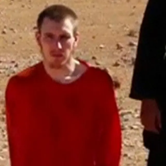 Abdul Rahman di video ISIS yang mengancam untuk memenggalnya.