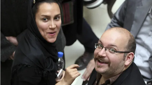 جېسن رضاییان او مېرمن یې یګانه صالحي