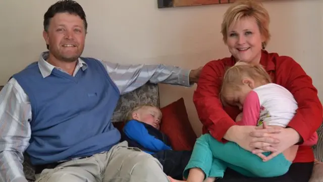 تیونی و آنهلیز میگویند که هنوز در حال کنار آمدن با شرایط زندگی در اورانیا هستند