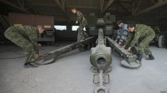 неспокійний схід