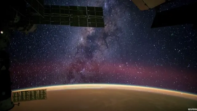 विज्ञान एवं तकनीक की दुनिया से जुड़ी तस्वीरें