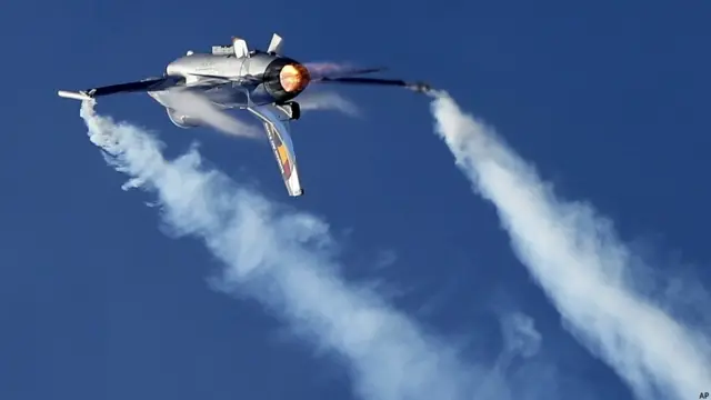 विज्ञान एवं तकनीक की दुनिया से जुड़ी तस्वीरें