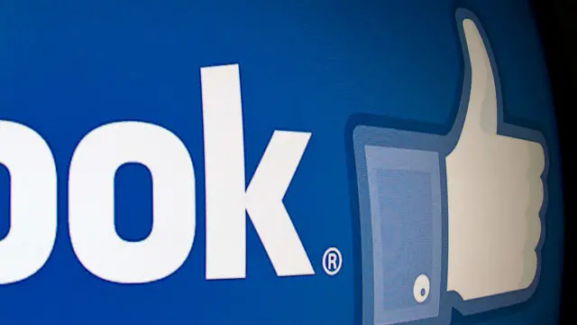 ’لوگ ایبولا کو جلد کے رنگ سے منسلک کرنے لگے۔ ہیں کسی نے کہا کہ ایبولا سیاہ فام افراد کا وائرس ہے۔ ایک اور نے کہا کہ کیا کوئی مجھے بتا سکتا ہے کہ افریقہ سے تعلق رکھنے والے یہ سیاہ فام کا یہاں رہنا کیوں ضروری ہے؟‘