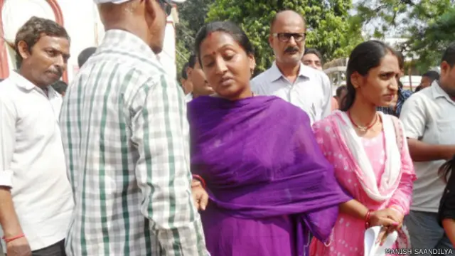 सरिता, ऑटो चालक