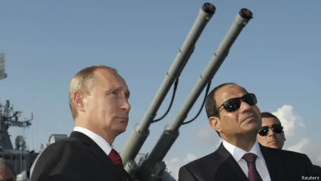 Власти пересматривают масштабы трат на ВПК, но планы остаются амбициозными