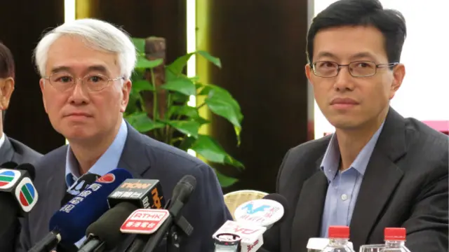 “反占中大联盟”发言人周融（左）与吴秋北（右）（BBC中文网图片8/9/2014）